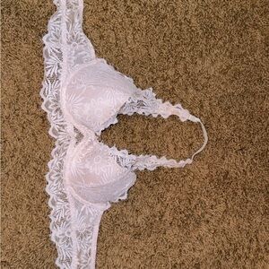 Elegant Light Pink Lace Bra